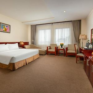 A25 Hotel - 705 Lac Long Quan